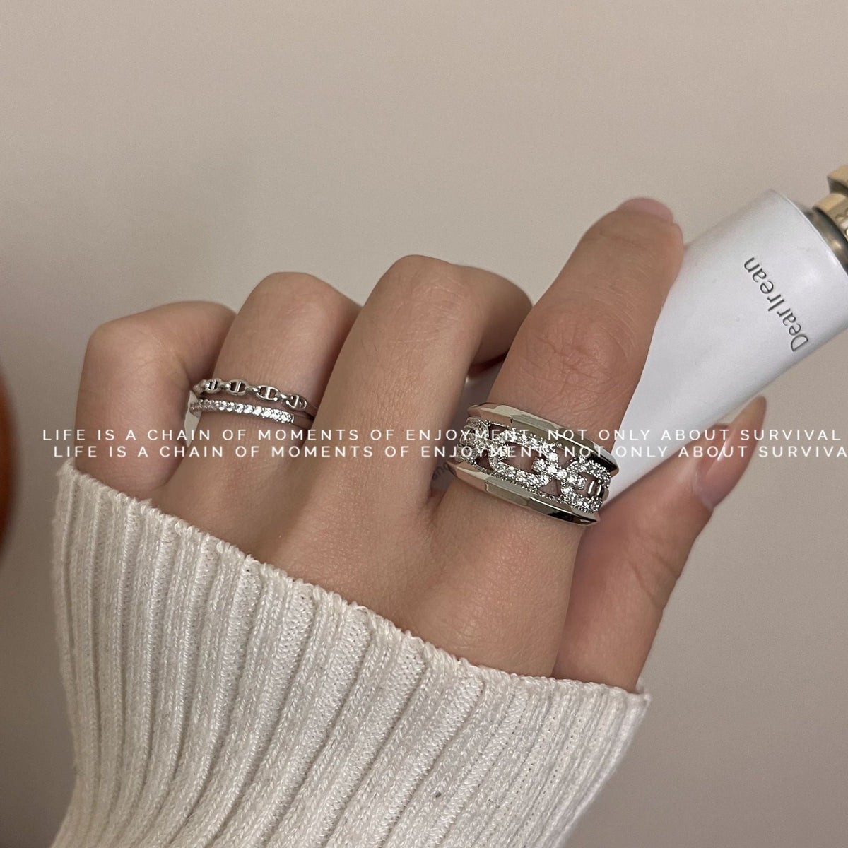 Plated Gold Inlaid Zirconium Pig Nose Wave Ring