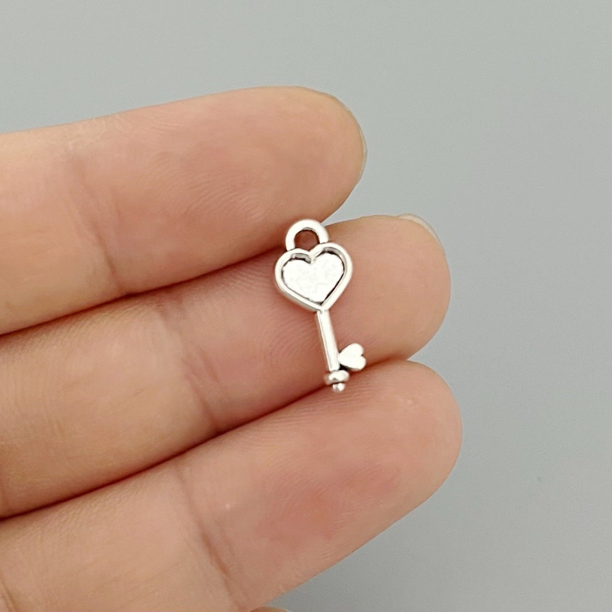 Alloy Mini Love Key Mobile Phone Pendant