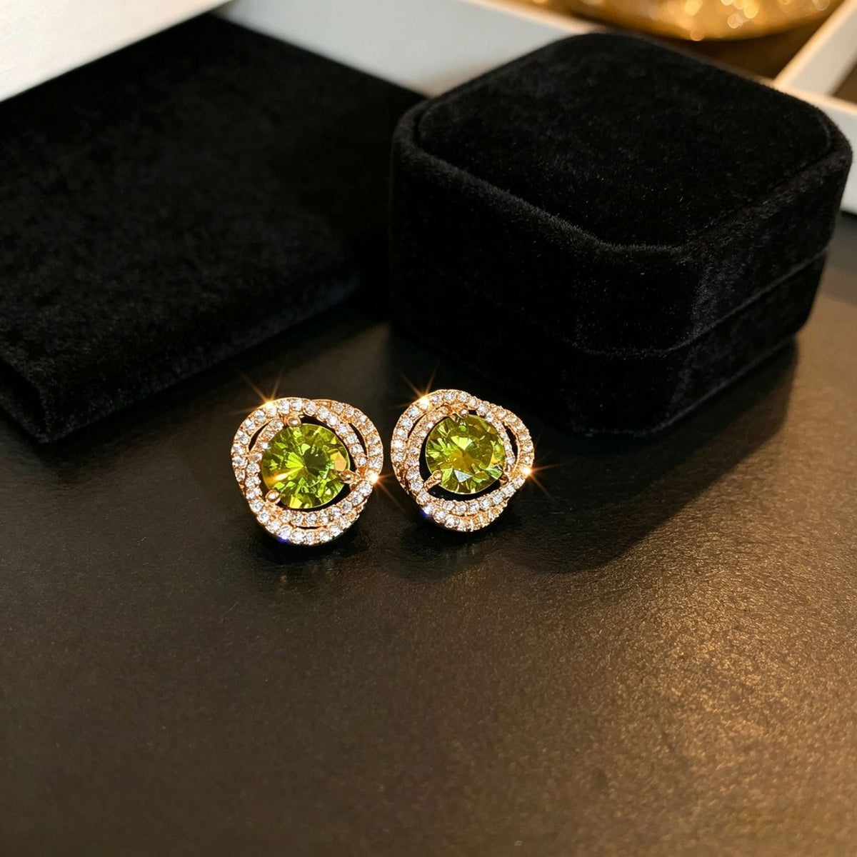 Zircon Flower Hollow Ear Light Luxury Minority Shining Stud Earrings