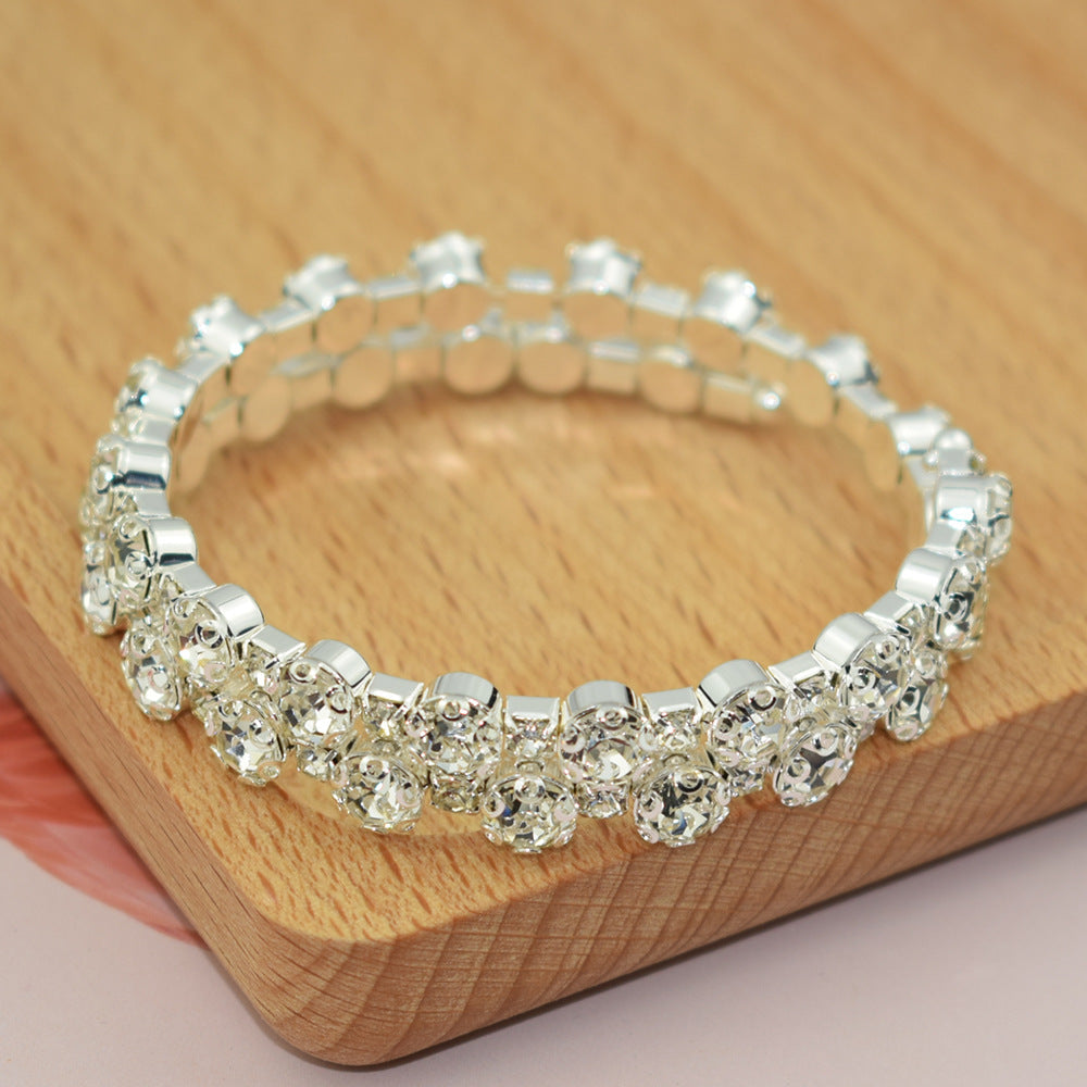 Pretty Exaggerated Personalized Temperament Female Row Bracelets