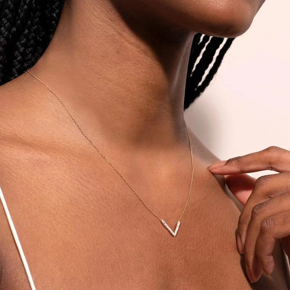 V-Shape Pendant Necklace in 925 Sterling Silver with Premium D-Color VVS1 Moissanite — White Gold or Rose Gold Plated