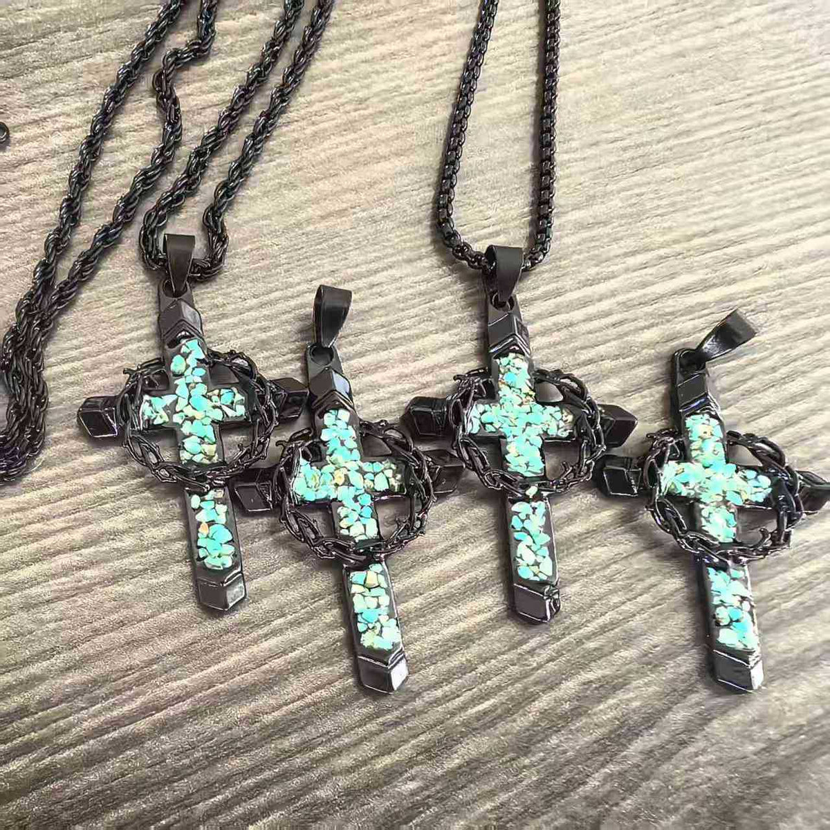 Men's Thorn Cross Inlaid Turquoise Fashion Design Necklace