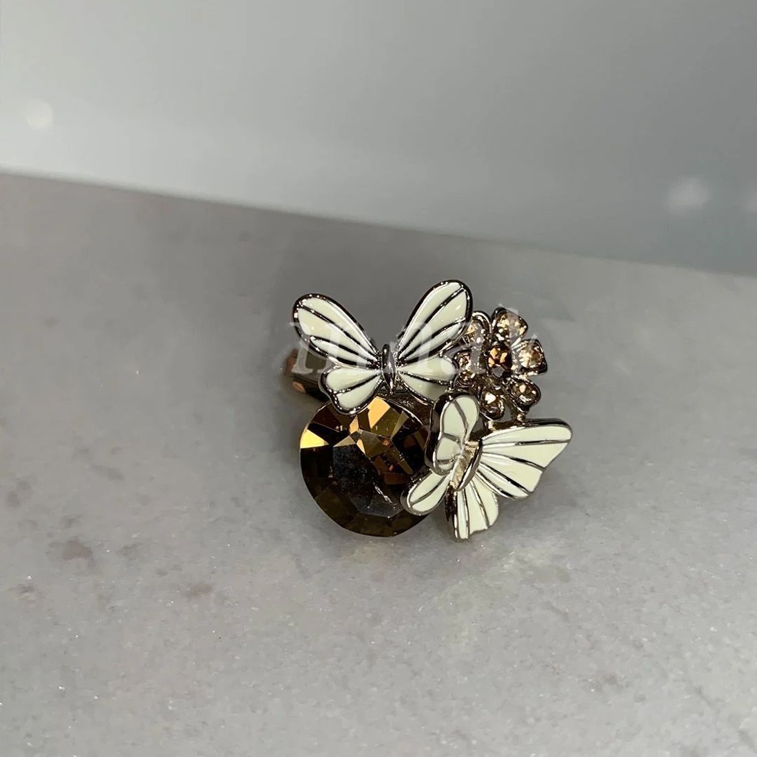 Women's Coffee Gold Retro Affordable Luxury Dripping Butterfly Diamond Open Niche Ring