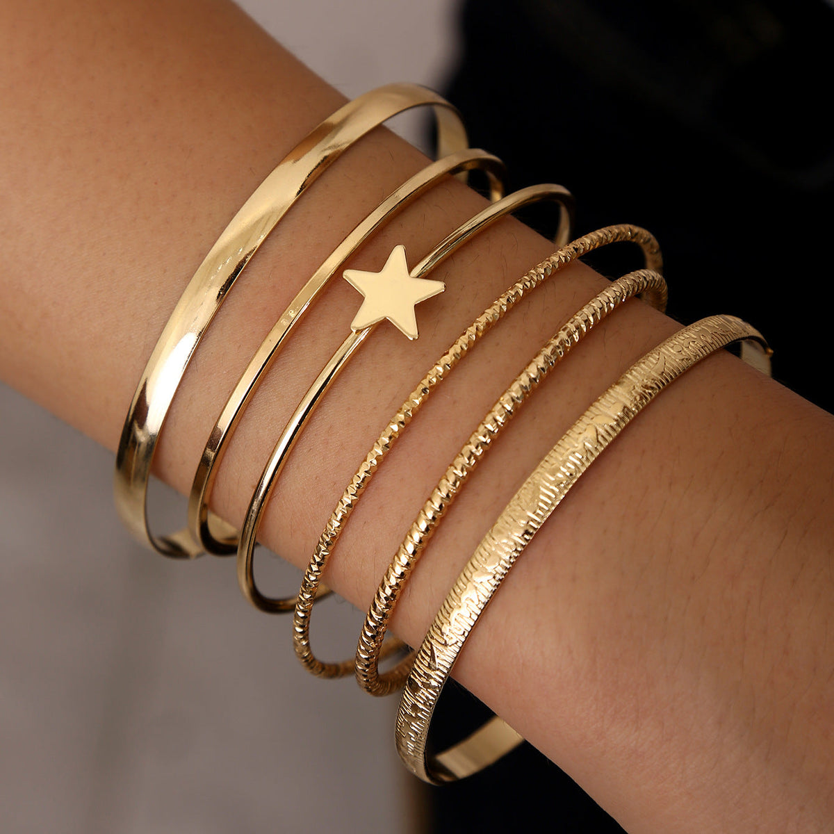 Personality Simple Chain Vintage Stylish Glossy Bracelets