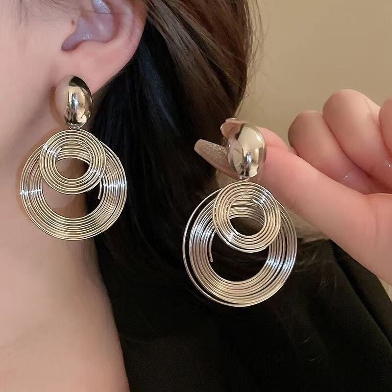 Women's Round High-grade Light Luxury Minority Design Tassel Earrings