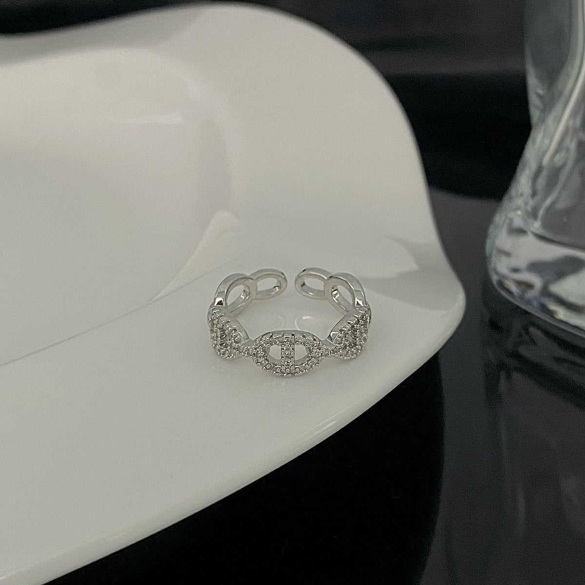 Flash Zircon Pig Nose Female Unpopular Niche Index Finger Ring