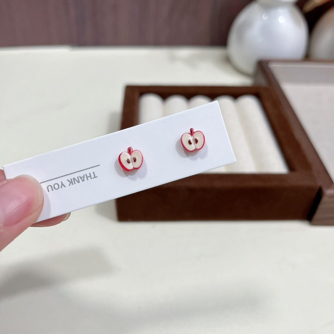 Apple Magnetic Simple Personality Sweet Mori Style Ear Clip