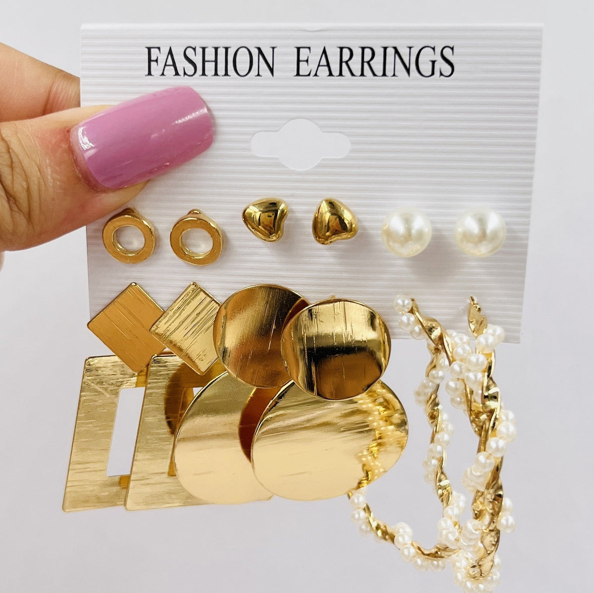 Women's French Retro Circle Pearl For Stud Earrings