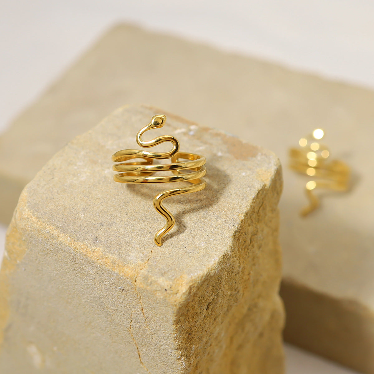 Snakes Titanium Steel Designer Personality Fashion Gold Ring