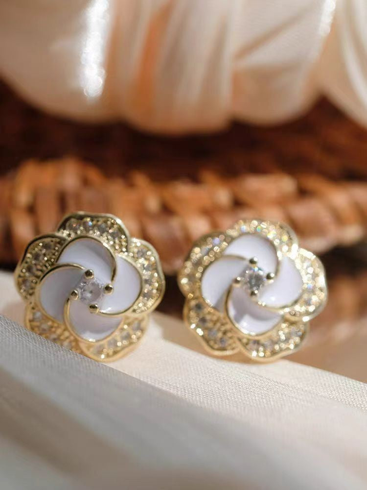 Women's Luxury Camellia Design Drip Glazed Flower Fashionable High-grade Earrings