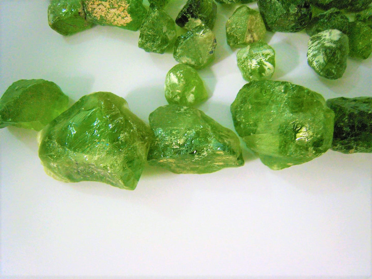Arizona Peridot Rough Facet 25 Carat Lime Green Small Stones Bulk Lot