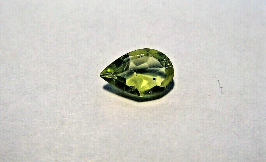 Peridot Pear Cut Tear Drop Gem Pakistan 7x5mm