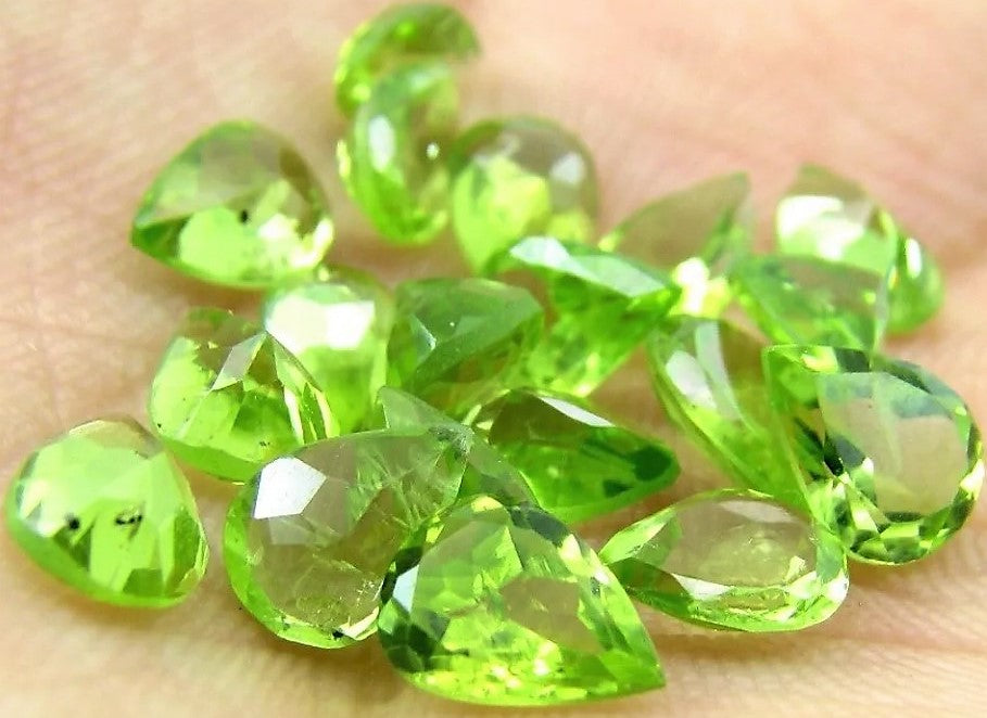 Peridot Pear Cut Tear Drop Gem Pakistan 6x4mm