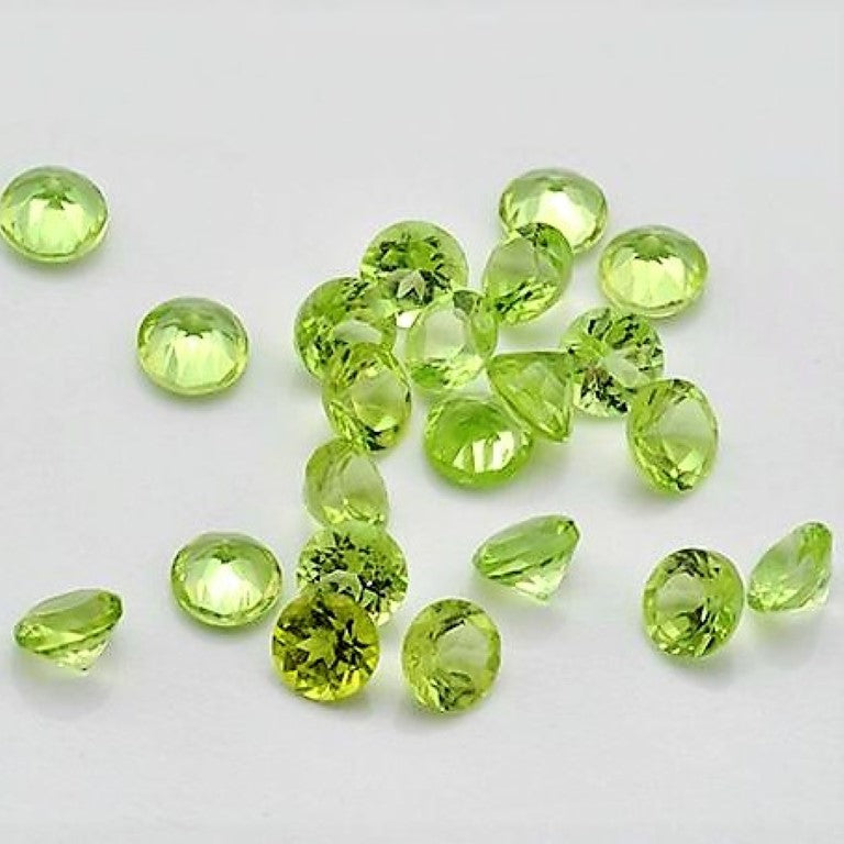 Peridot Round Cut Arizona Small VS AA