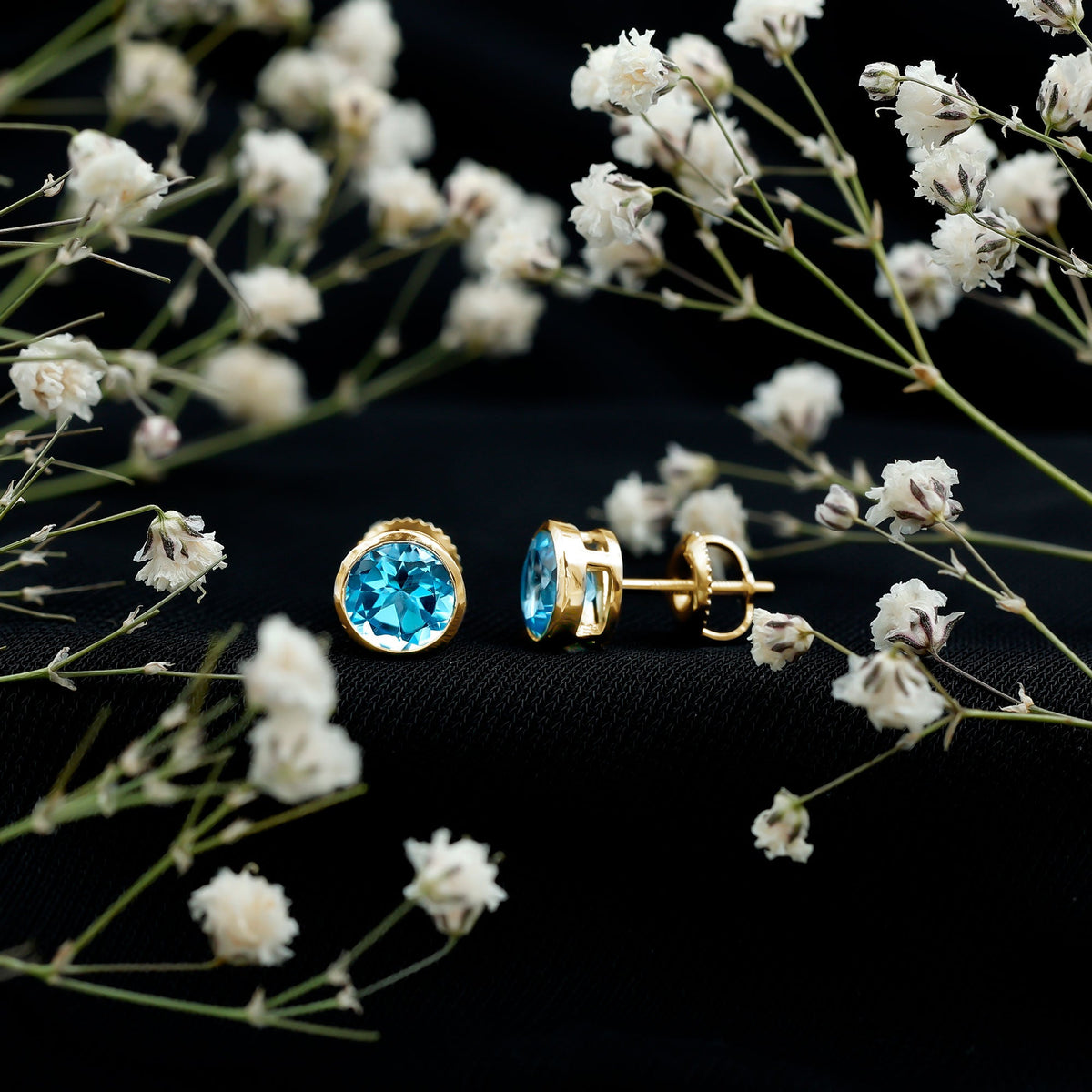 Natural 1.6 Carat Aquamarine Stud Earrings in Bezel Setting