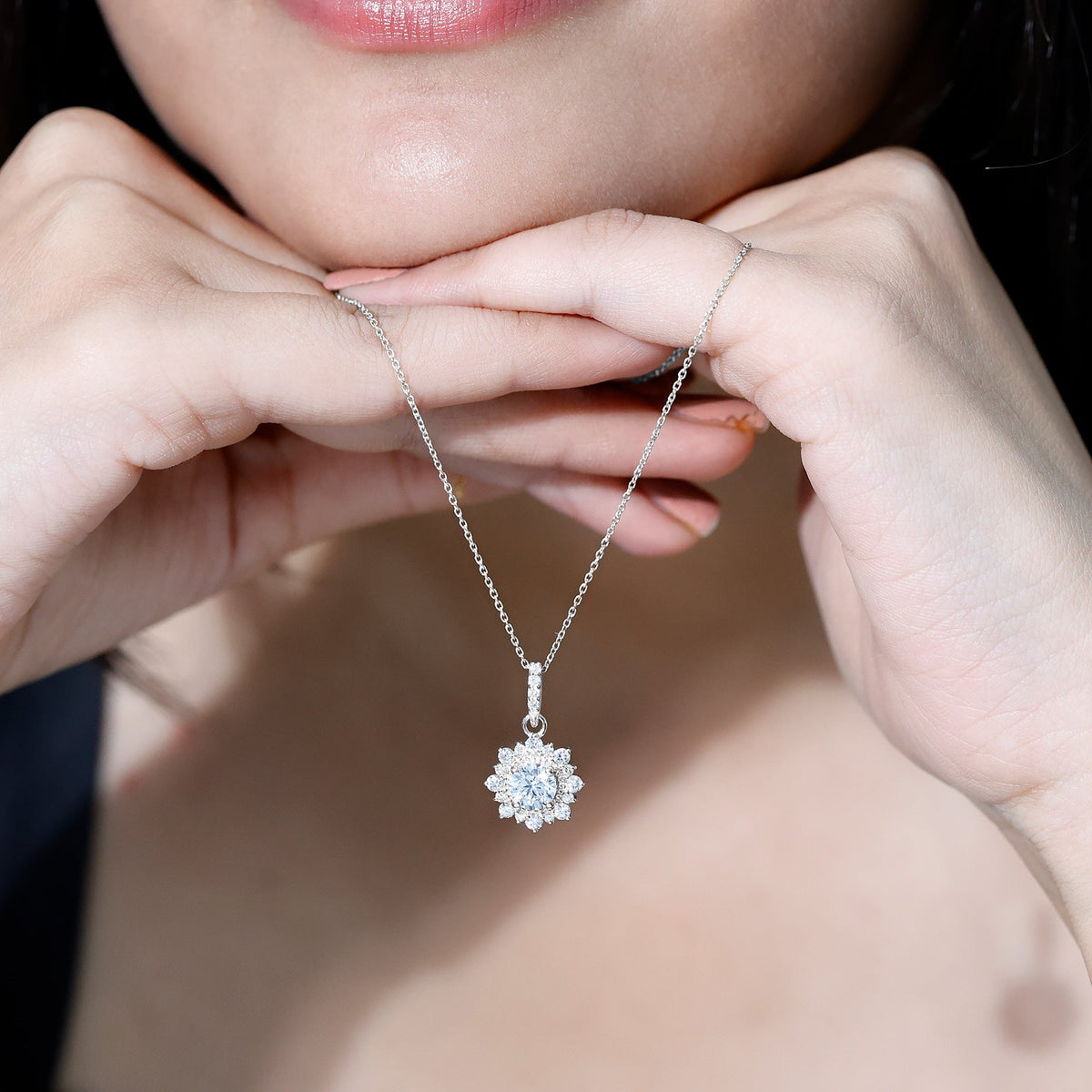 Round Moissanite Halo Necklace with Beaded Detailing