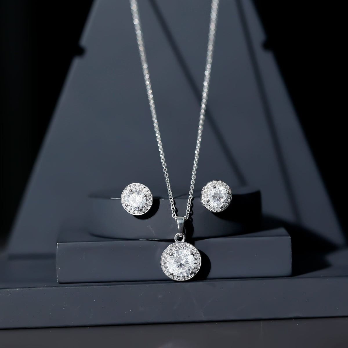 Certified 4 Carat Round Cubic Zirconia Halo Necklace and Earrings in Silver