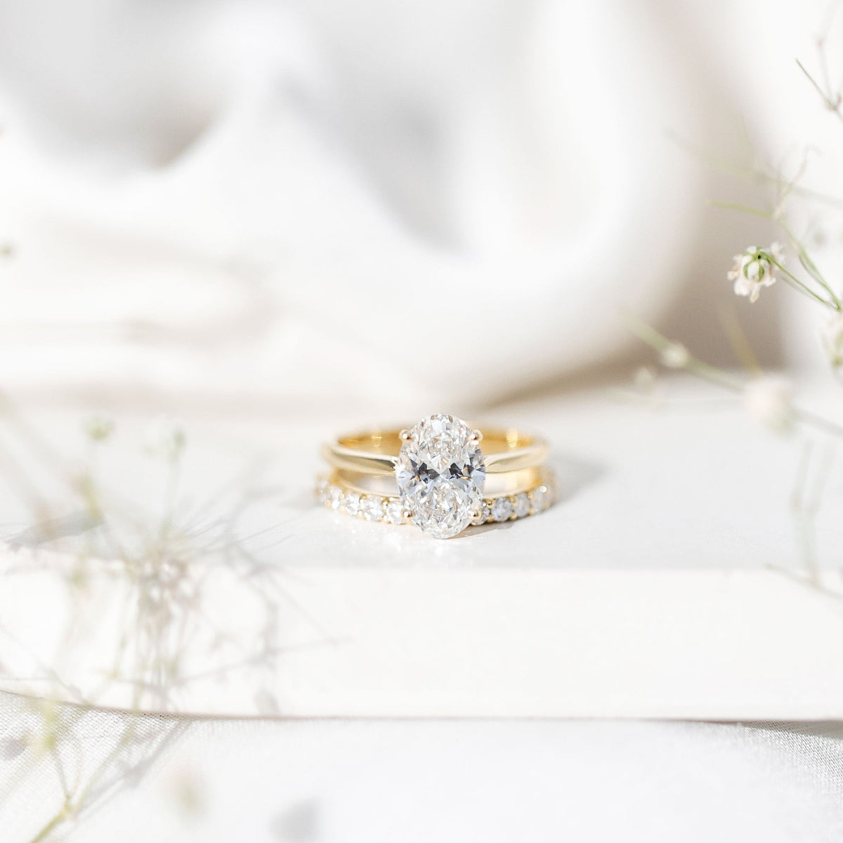 IGI Certified 2 Carat Oval Lab Grown Diamond Bridal Ring Set of 2