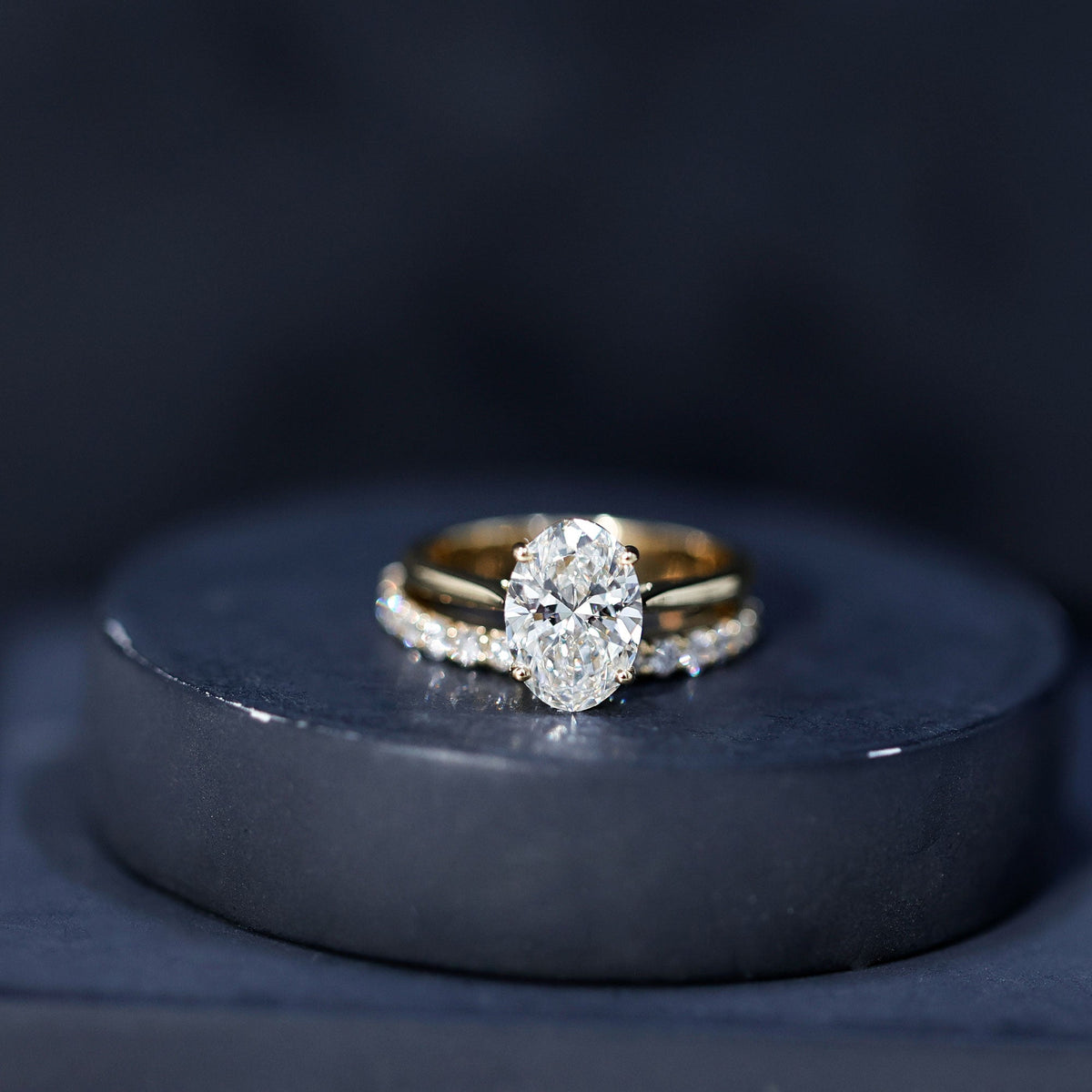 IGI Certified 2 Carat Oval Lab Grown Diamond Bridal Ring Set of 2