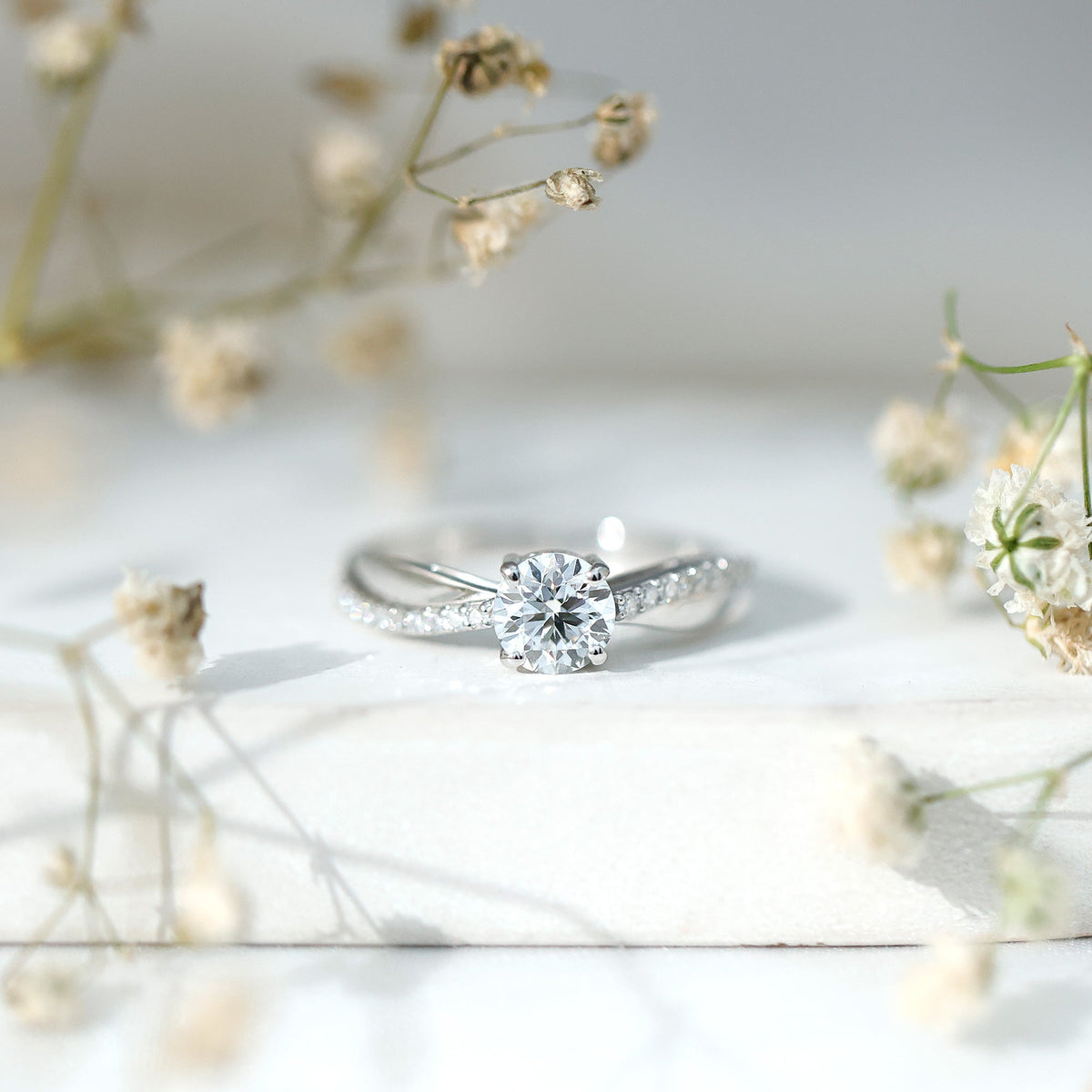 Classic Round Cut Moissanite Solitaire Engagement Ring for Women