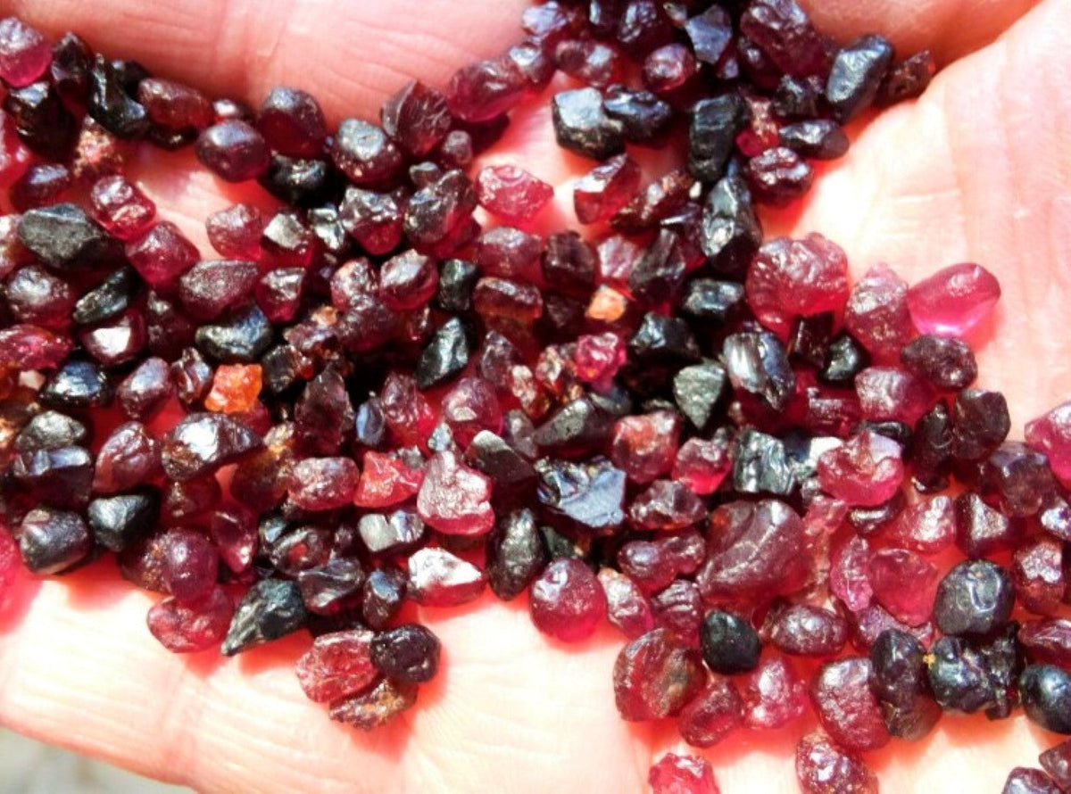 Pyrope Garnet Rough Facet Arizona Red Bulk Lot 7g Raw Gems