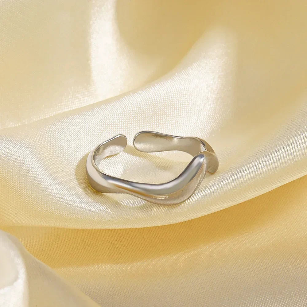LATS Stainless Steel Gold Color Rings for Women Men 2024 Colorfast Popular Party Personalized Exaggerated Charms Jewelry Gifts