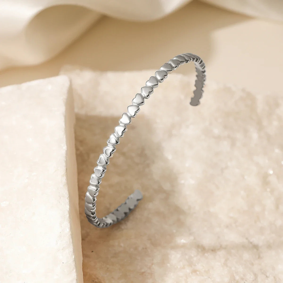 NEWBUY Hot Sale HigH Quality Gold/Silver Color Heart Bangles For Women Stainless Steel Party Jewelry