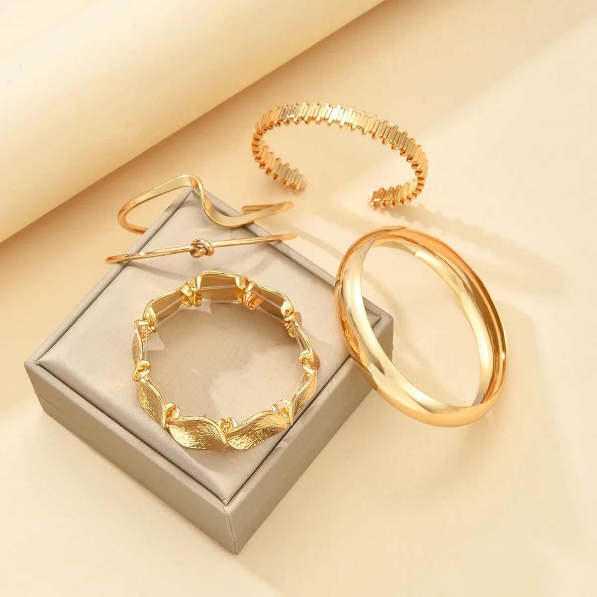5Pcs/Set Punk Geometry Multilayer Bangles for Women Delicate Gold Color Metal Knot Cuff Bracelets Fashion Hip Hop Party Jewelry