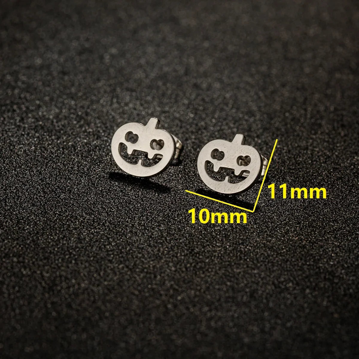 Horror Halloween Bat Spider Trendy Earrings Women 2024 Black Color Stainless Steel Ear Piercing Skull Punk Jewelry Party Gifts