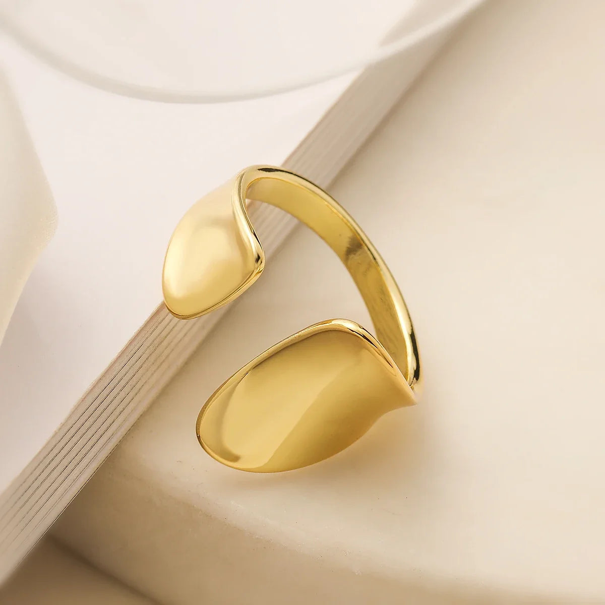NEWBUY High Quality AAA CZ Zircon Inlay Copper Wedding Jewelry Unique Design Open Rings For Elegant Women Size Adjustable