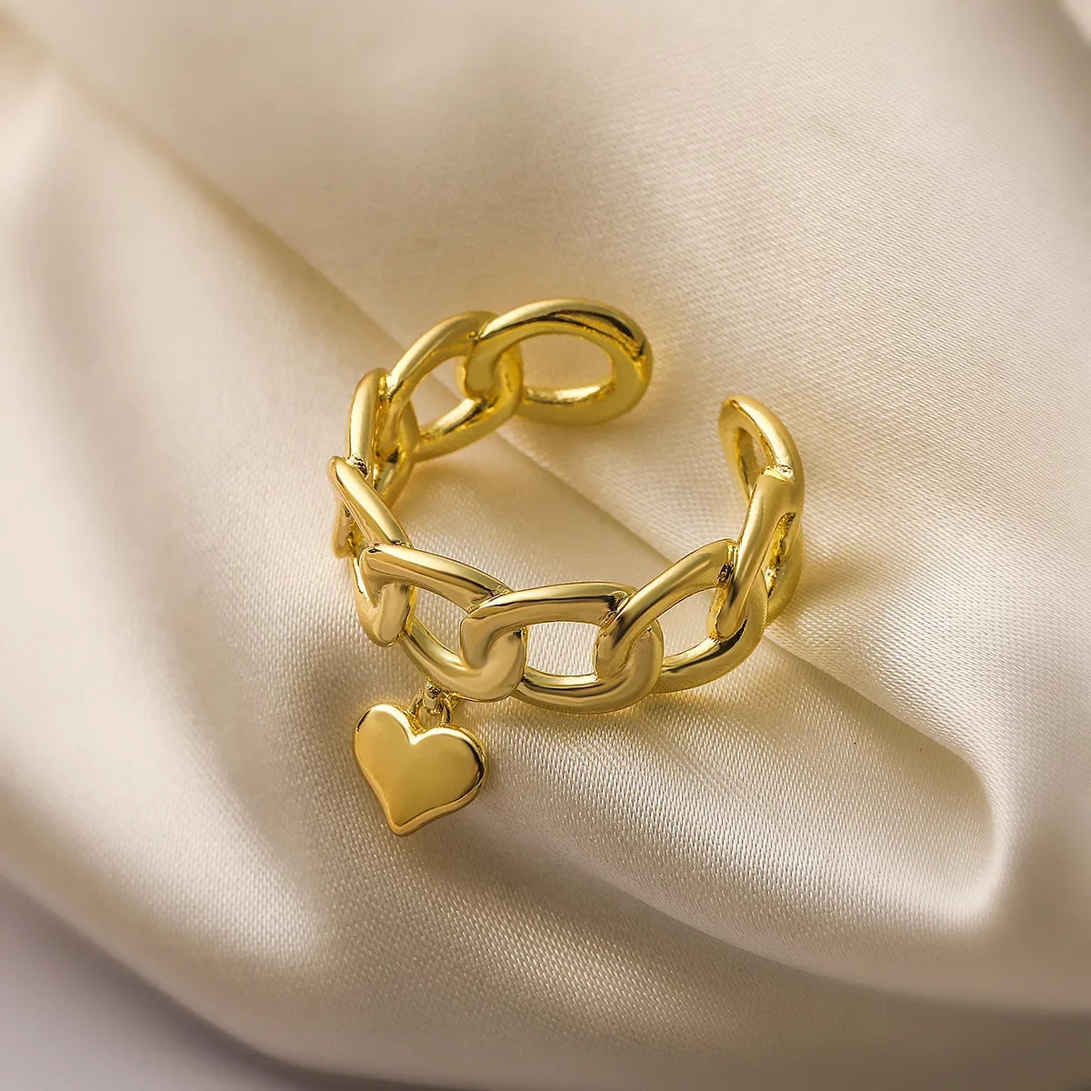 NEWBUY Fashion Colourful Cubic Zirconia Pave Setting Wedding Jewelry 2024 Trendy Gold Color Heart Charm Finger Ring For Women