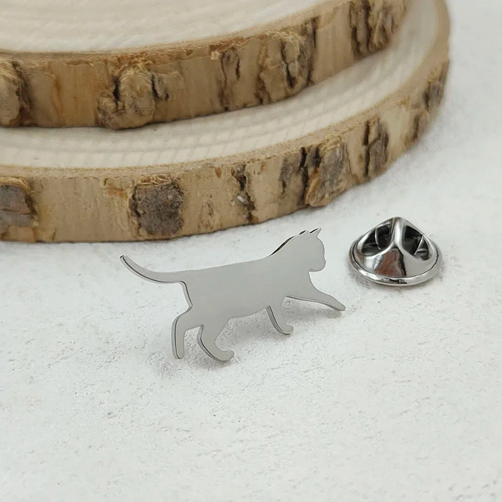 Creative walking cat gold plated stainless steel brooch, waterproof non-fading badge set, suit lapel pin, wedding party wearing