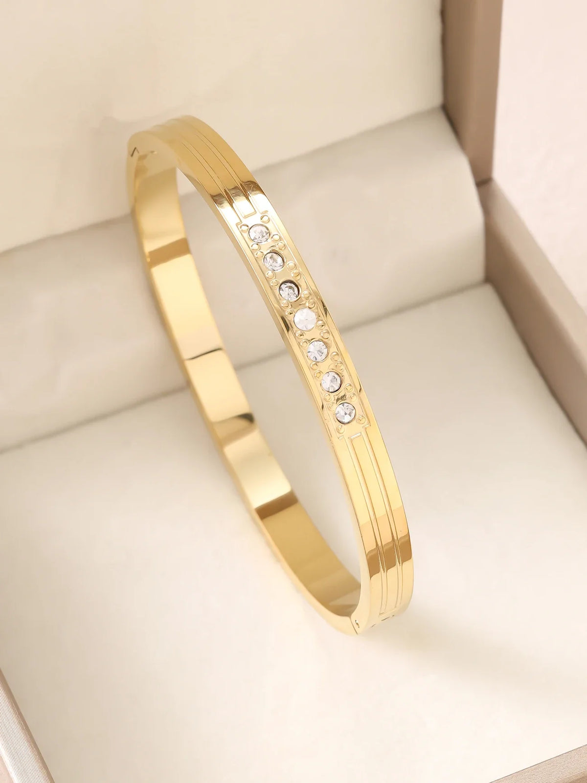 1pc 18K Gold Plated Stainless Steel Stackable Bracelet With Chain And Clover Design, Fashion Style For Women, Suitable For Casua