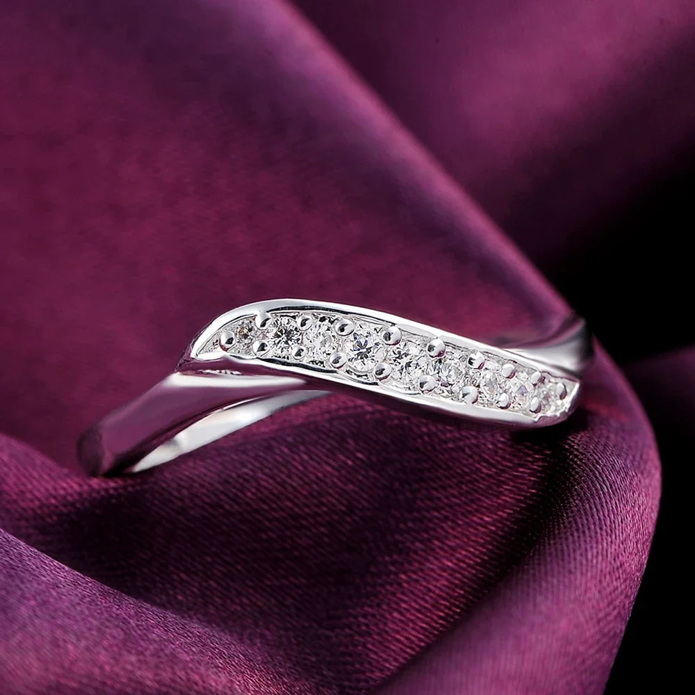 925 Sterling Silver Crystal Diamond Rings for Women Fashion Elegant Wedding Accessories Party Gifts Charms Fine Jewelry