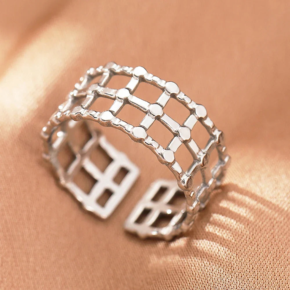 Stainless Steel Rings Vintage Exquisite Hollow Adjustable Open Statement Rings Light Luxury Fashion Rings For Women Jewelry New