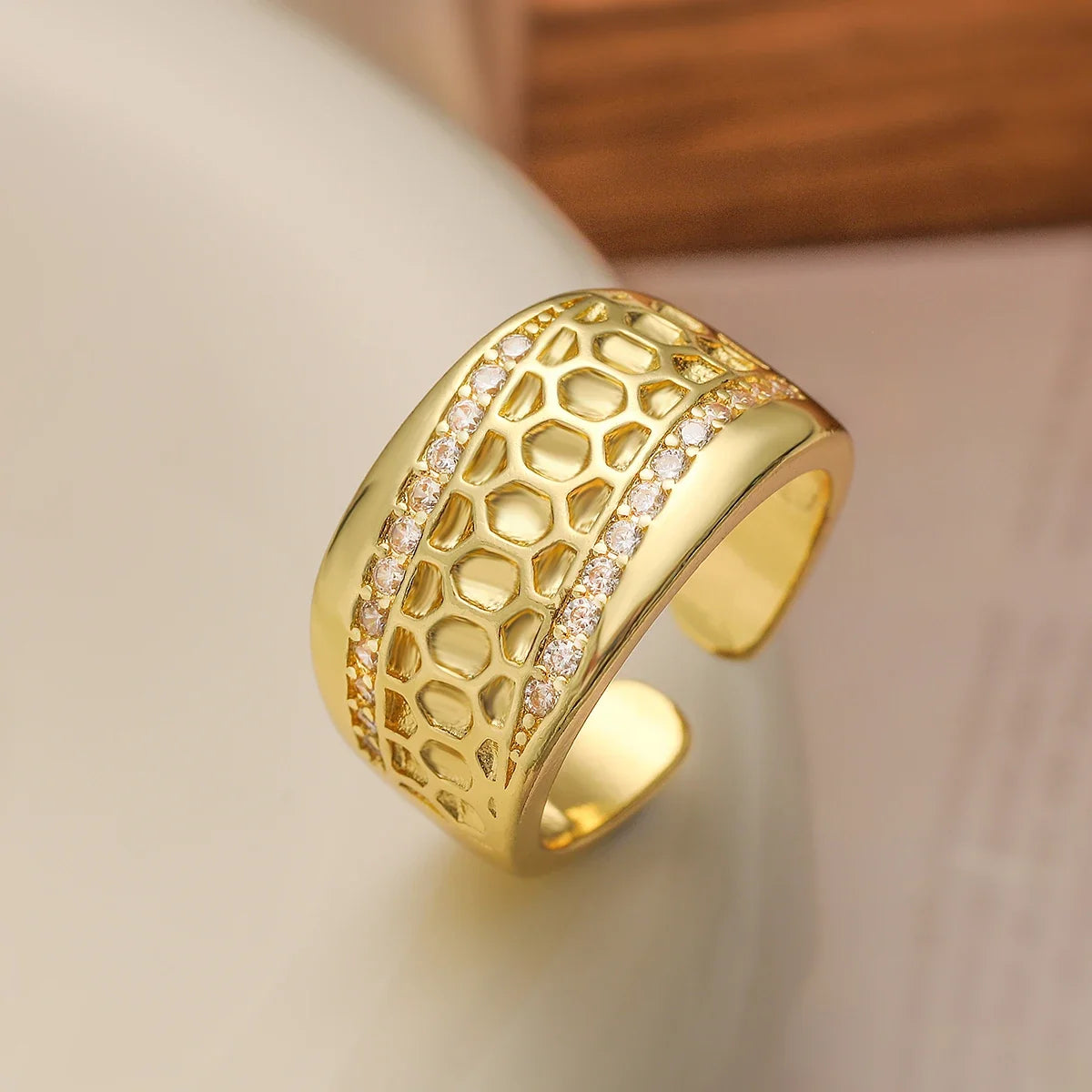 NEWBUY Luxury AAA Cubic Zirconia Pave Setting Copper Jewelry Trendy Gold Color Wedding Rings For Women