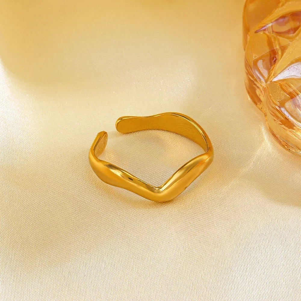 LATS Stainless Steel Gold Color Rings for Women Men 2024 Colorfast Popular Party Personalized Exaggerated Charms Jewelry Gifts