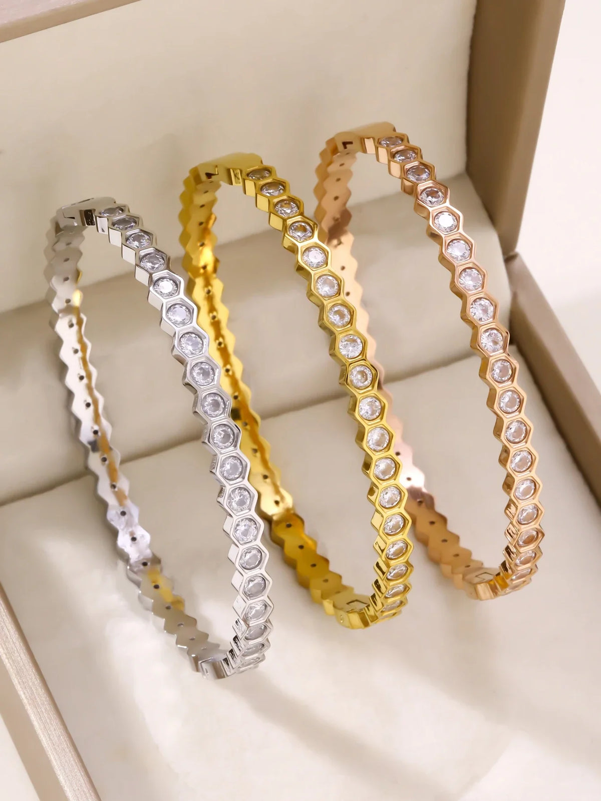 1pieces/set women's wedding jewelry party holiday Valentine's Day gift stainless steel bracelet plated with 18K gold bracelet