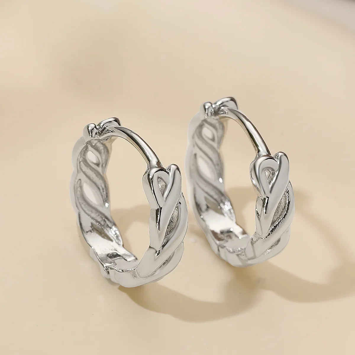 NEWBUY Simple Design Silver/Gold Color Knot Shape Cute Hoop Earrings For Women Minimalist Metal Style Jewelry Female
