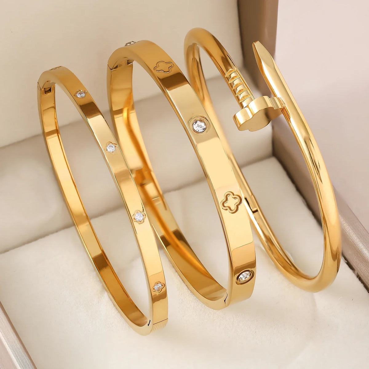 1pc 18K Gold Plated Stainless Steel Stackable Bracelet With Chain And Clover Design, Fashion Style For Women, Suitable For Casua