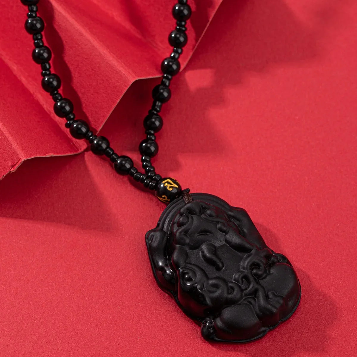 1Pcs Chinese Style Necklace Pendant Amulet Prayer Fortune Necklace Dragon Pixiu Happy Buddha Necklace Daily Jewelry