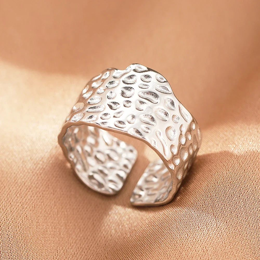 Stainless Steel Rings Vintage Exquisite Hollow Adjustable Open Statement Rings Light Luxury Fashion Rings For Women Jewelry New