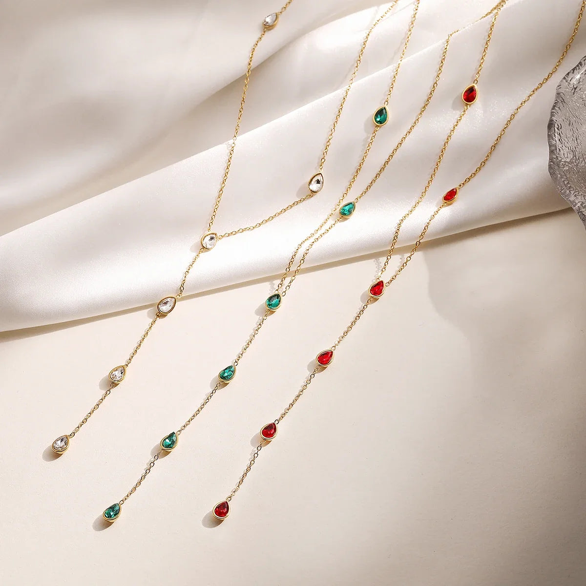 NEWBUY Fashion Gold Color Stainless Steel Choker Necklaces For Women Delicate White/Green/Red CZ Zircon Inlay Jewelry