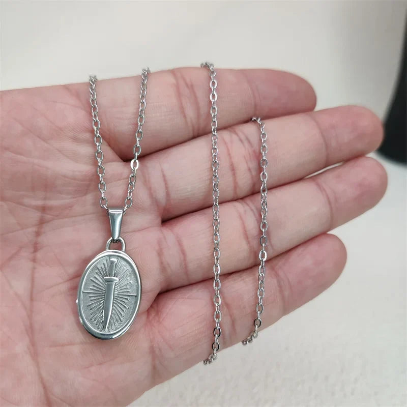 Fashion Punk 18K Gold PVD Plated Jewelry Sword Pendant Necklace Charms Necklace For Men Women Trendy Link Chain Jewelry