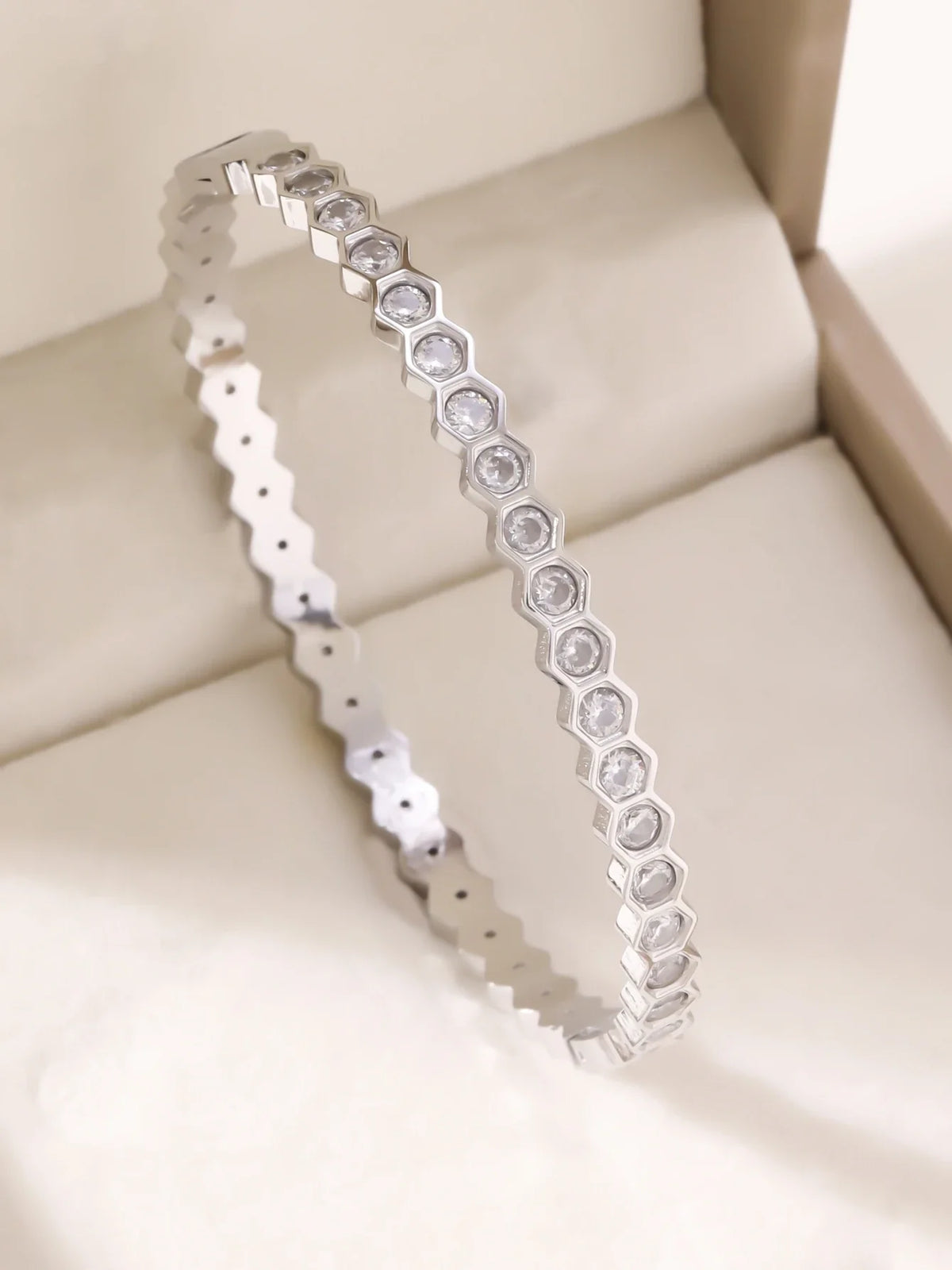 1pieces/set women's wedding jewelry party holiday Valentine's Day gift stainless steel bracelet plated with 18K gold bracelet
