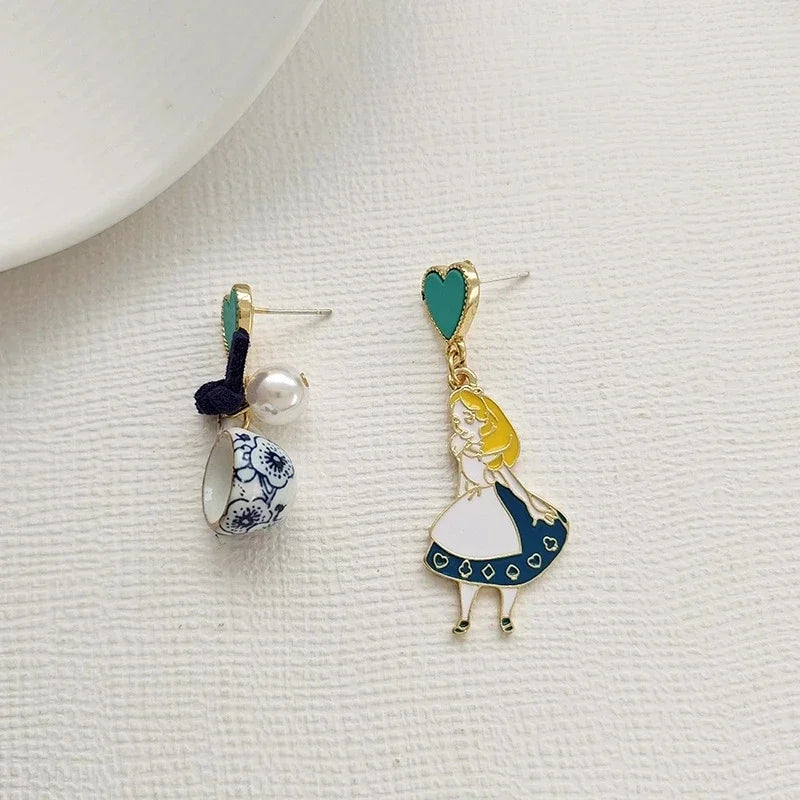 Carton Fairy Tale Princess Alice Asymmetry Earrings Imitation Pearl Blue Heart Dangle Earrings Cute Girls Enamel Earrings