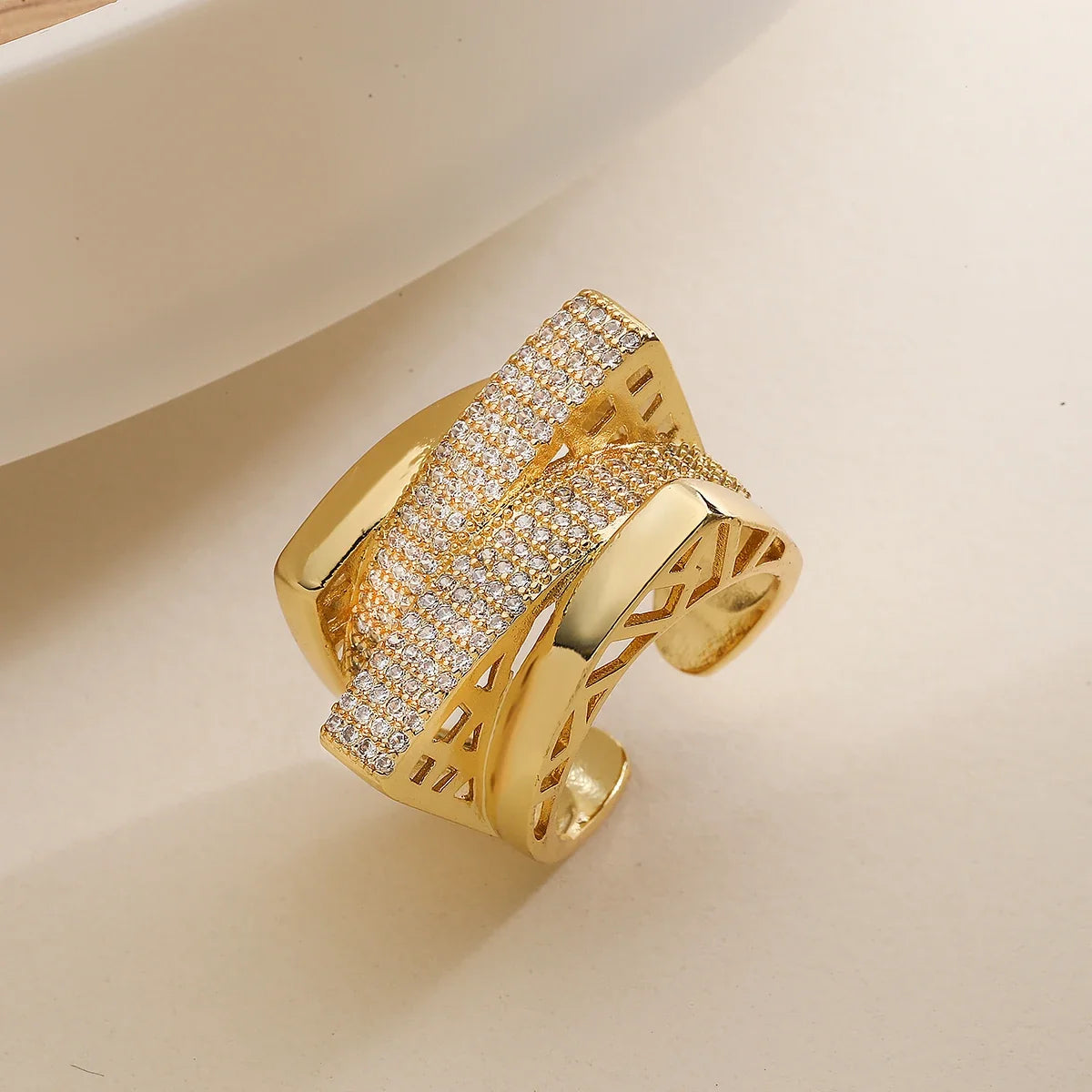 NEWBUY Luxury AAA Cubic Zirconia Pave Setting Copper Jewelry Trendy Gold Color Wedding Rings For Women