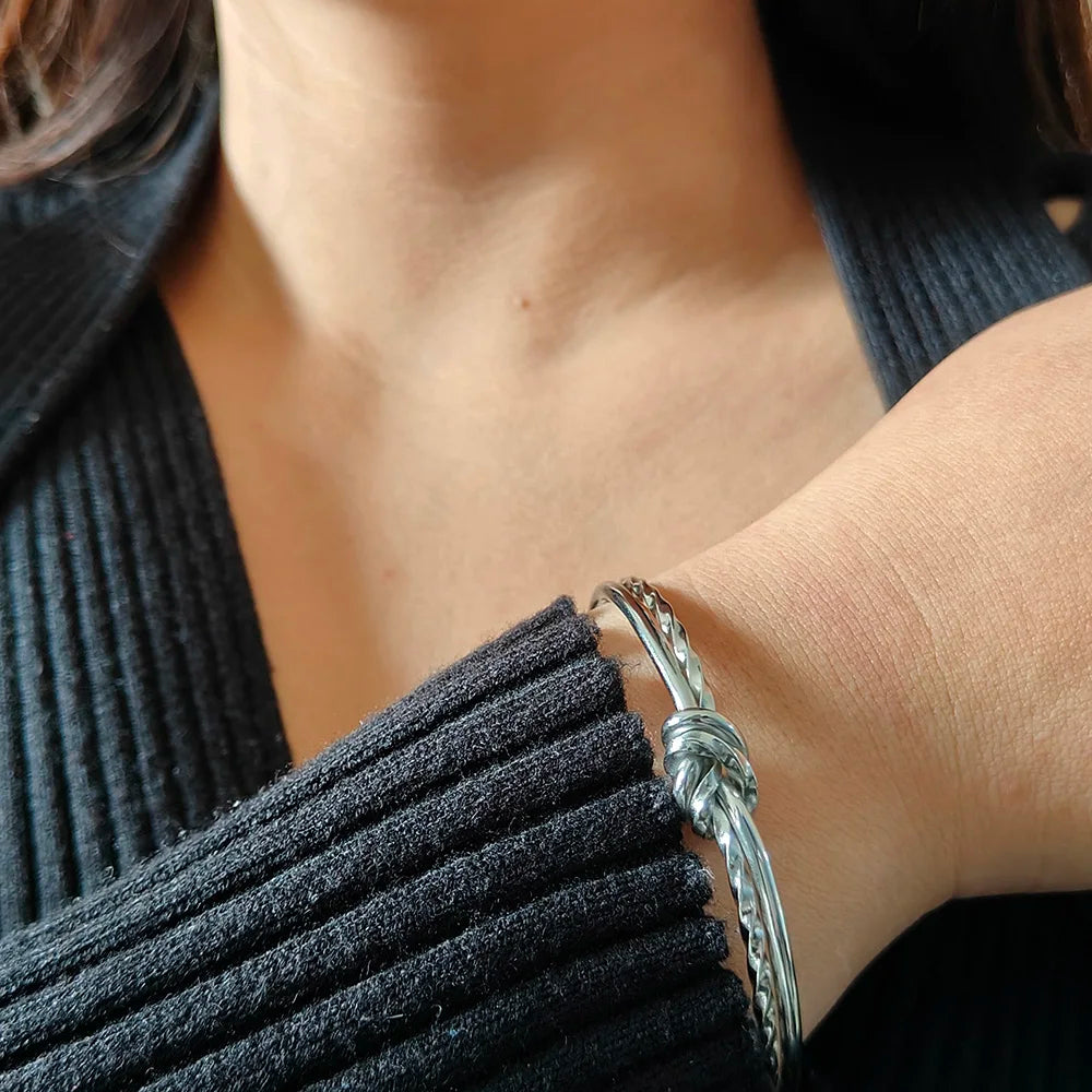 Women's Bangles Twisted Wrap Knot Bracelet Punk Stainless Steel Jewelry for Men Women Wrist Cuff Bracelets Bangle Accessories