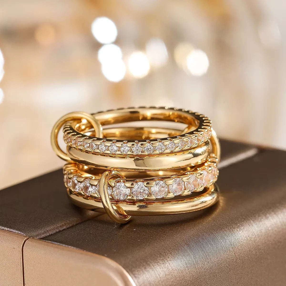 A Niche Two-Color Four-Ring Copper Jewelry Ring, Hypoallergenic, Ins Style, Stacking Artifact, Suitable For Young Women