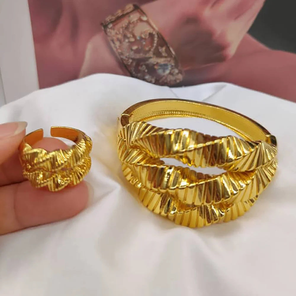 Trend Gold Color Jewelry Set for Women Cuff Bangle and Finger Ring Hollow Out Design Hand Bracelet Cocktail Ring Set Jewelry Set